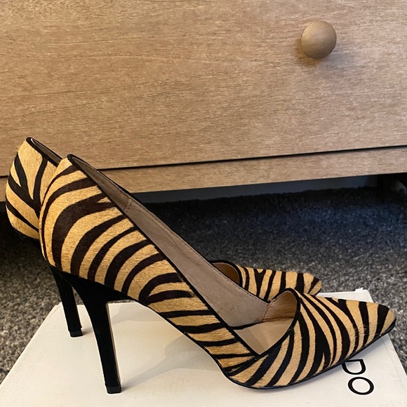 Zebra Print Calf Hair Heels - Picture 1 of 10